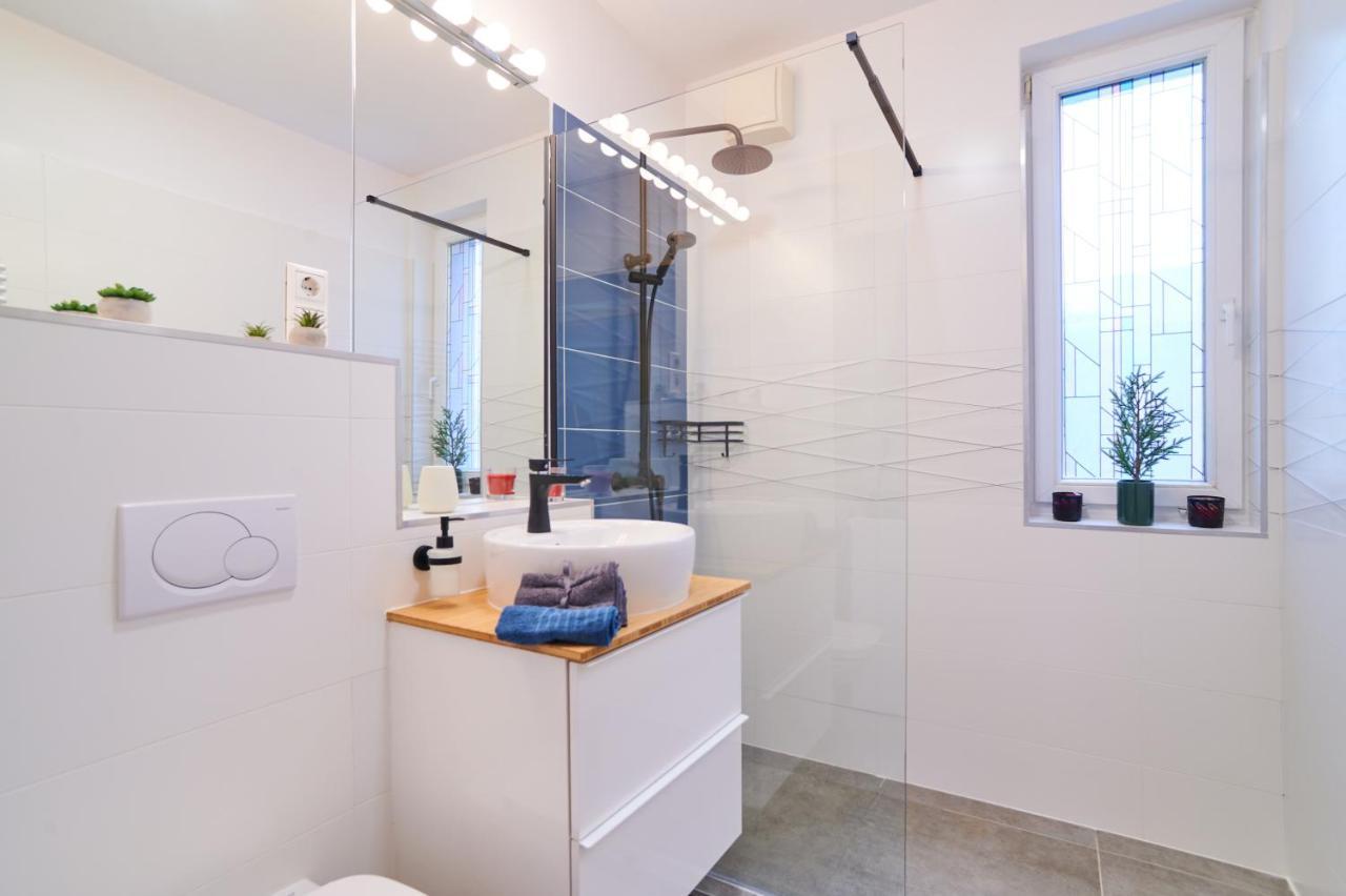 Feel Home Deluxe Corvin # Free Parking # Ac # Elevator Budapešť Exteriér fotografie
